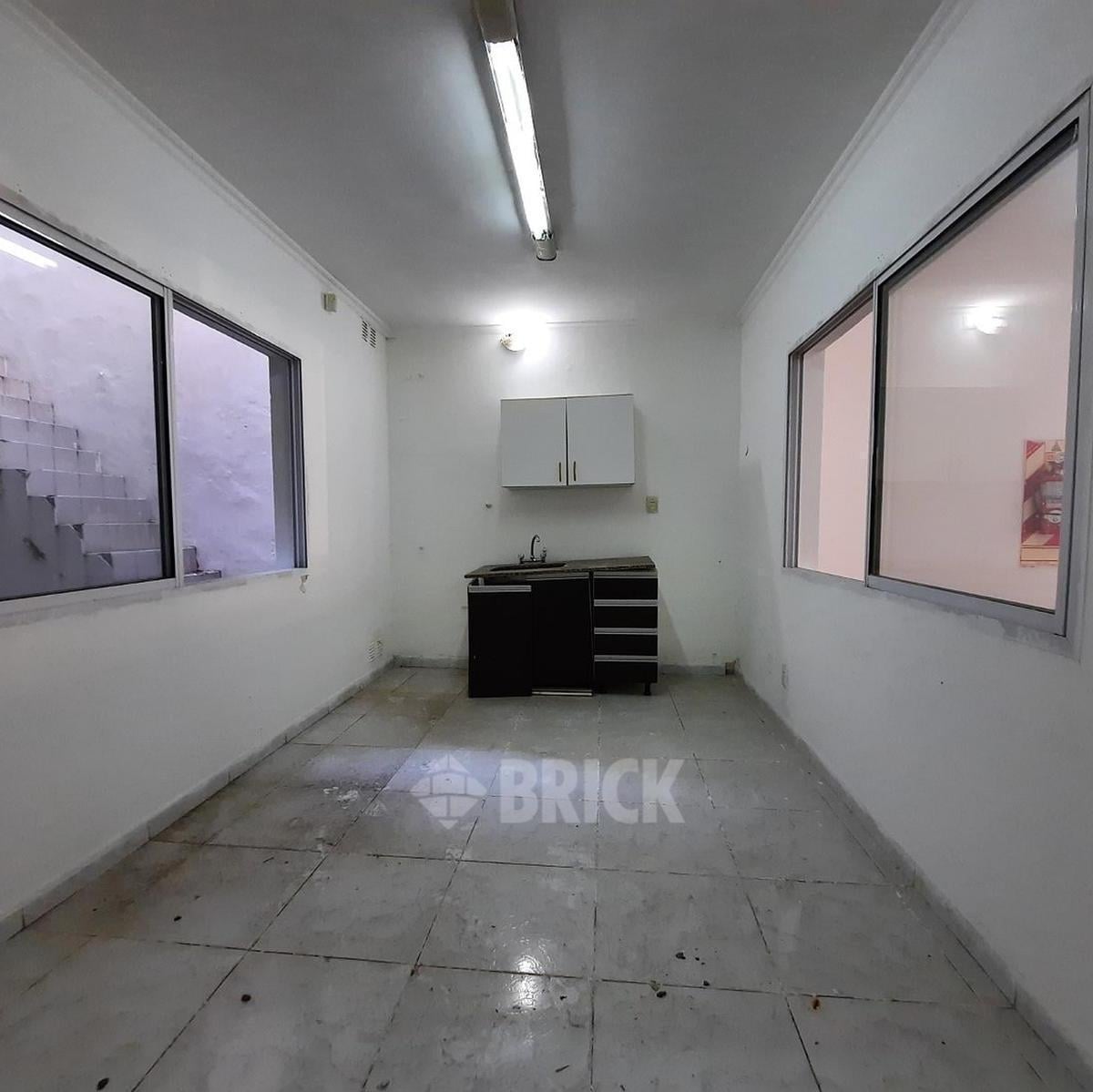Foto de LOTE DE 8.60X24.88 MTS EN CARLOS CALVO AL 1100 - CORREDOR MEDIO A, imagen 3