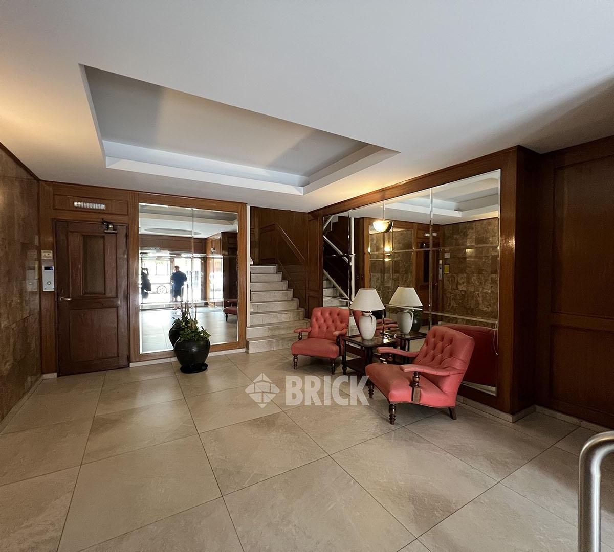 Semip C/dep en Aranguren Al 1400 - Frente 110 m² Baulera Impec Balcon V/panor T/sol D/entr 4