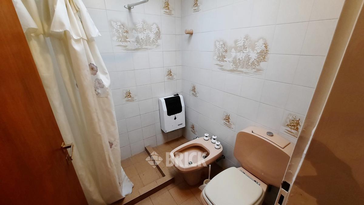 Casa C/dep en Country Club El Carmen - 1.044 m² Totales Suite Jacuzzi Espectacular Parque Arbolado 2