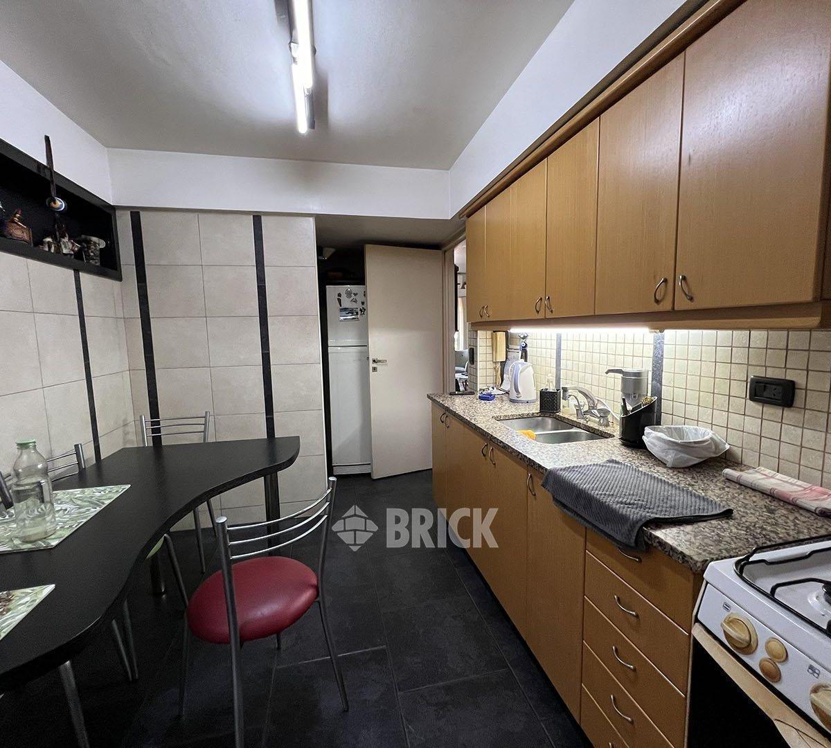 Semip en Vallese y Donato Alvarez - Fte 94 m² Cochera Baulera Impec Balcon T/sol Cocina Comed 2