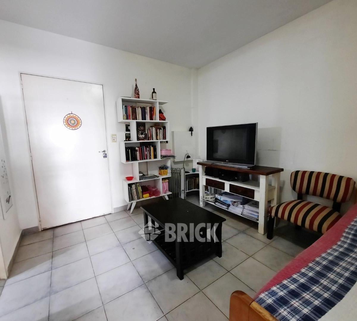 Pi y Margall y Almte Brown - Todo a Nuevo Balcon 4