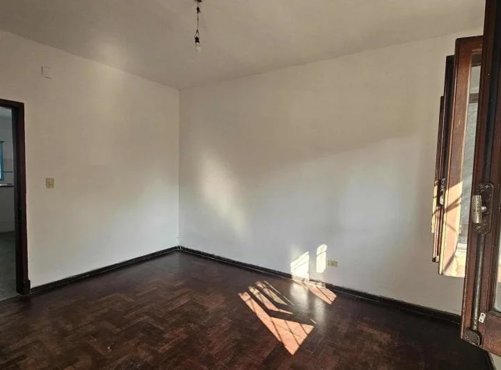 CASA EN ZAPIOLA AL 800 - 346 M2 ESPECT JARDIN PATIO PARRILLA QUINCHO 4
