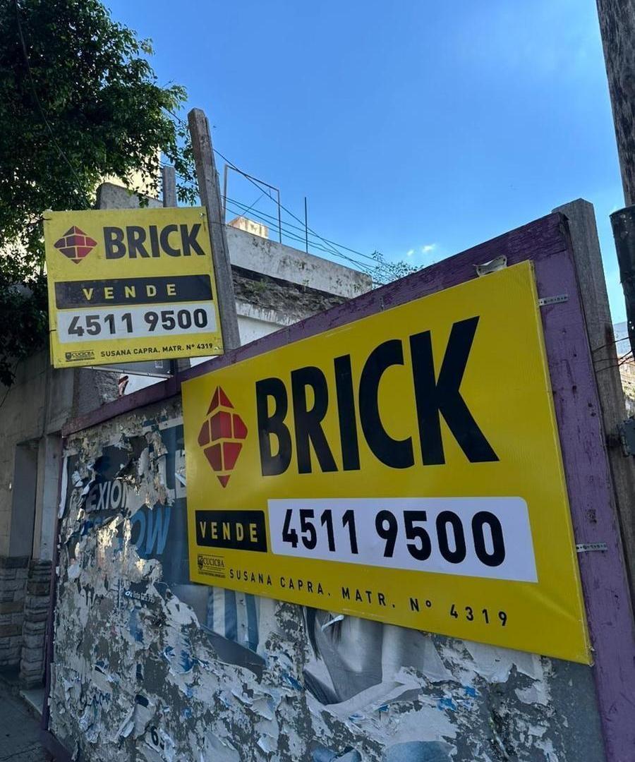 LOTE DE 8.66X39 MTS EN PAYSANDU AL 1600 - A CONSTRUIR 1439 M2 NETOS VENDIBLES