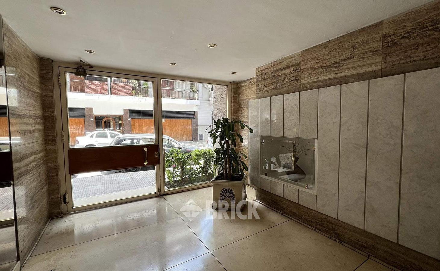 FCO. JOSE SEGUI AL 400 - FRENTE 75 M2 IMPECABLE BALCON ESPECTACULAR VISTA PANORAMICA TODO SOL