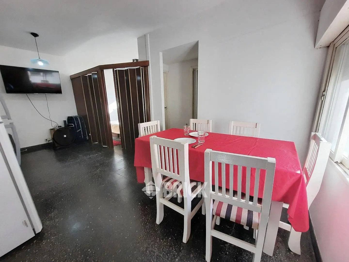 YERBAL AL 3300 - SIN EXPENSAS DIVISIBLE (DOBLE VENTANA) IMPECABLE 2