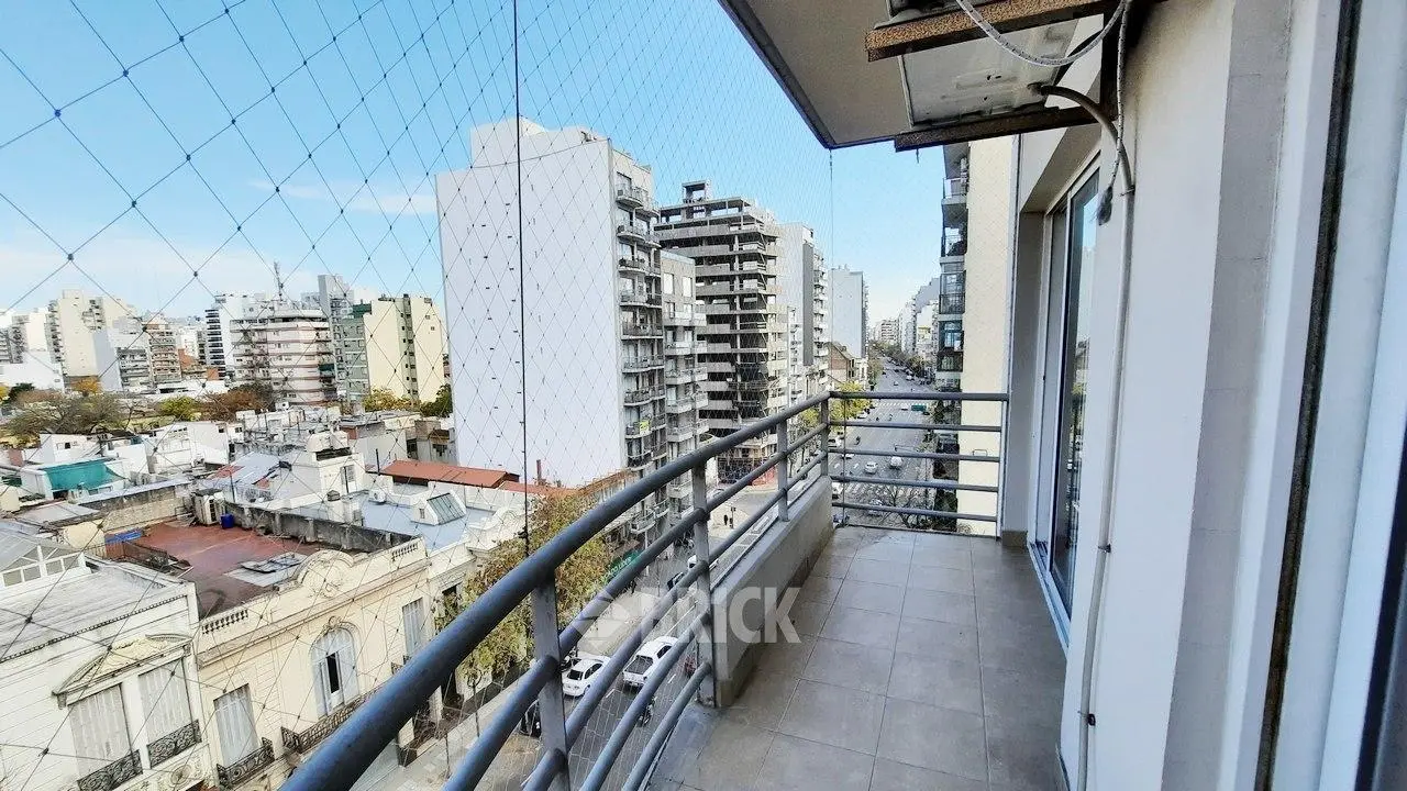 AV. INDEPENDENCIA AL 2500 - COCHERA IMPECABLE T/AL FRENTE APTO PROFESIONAL TODO SOL FULL AMENITIES 4