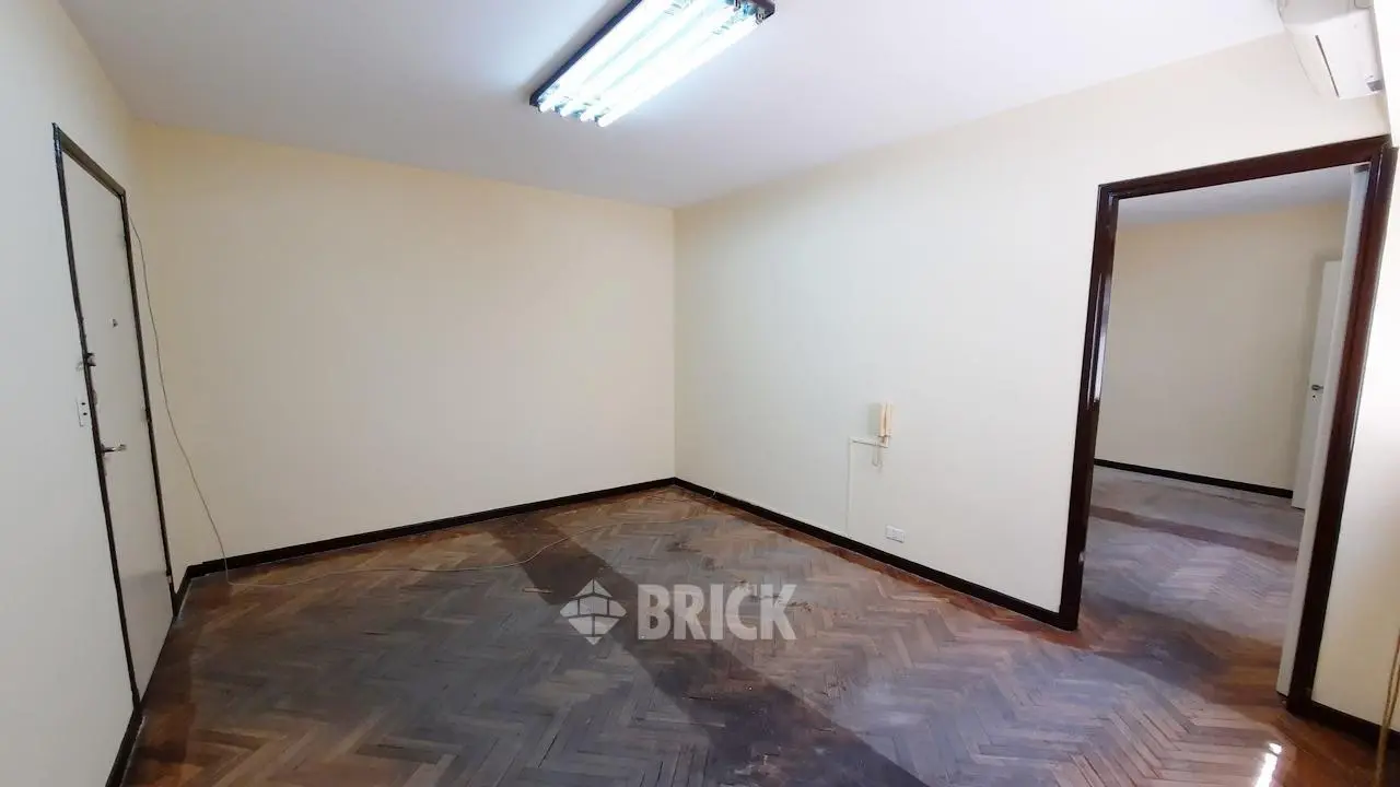 SARMIENTO AL 1300 - 40 M2 LUMINOSO APTO PROFESIONAL 4