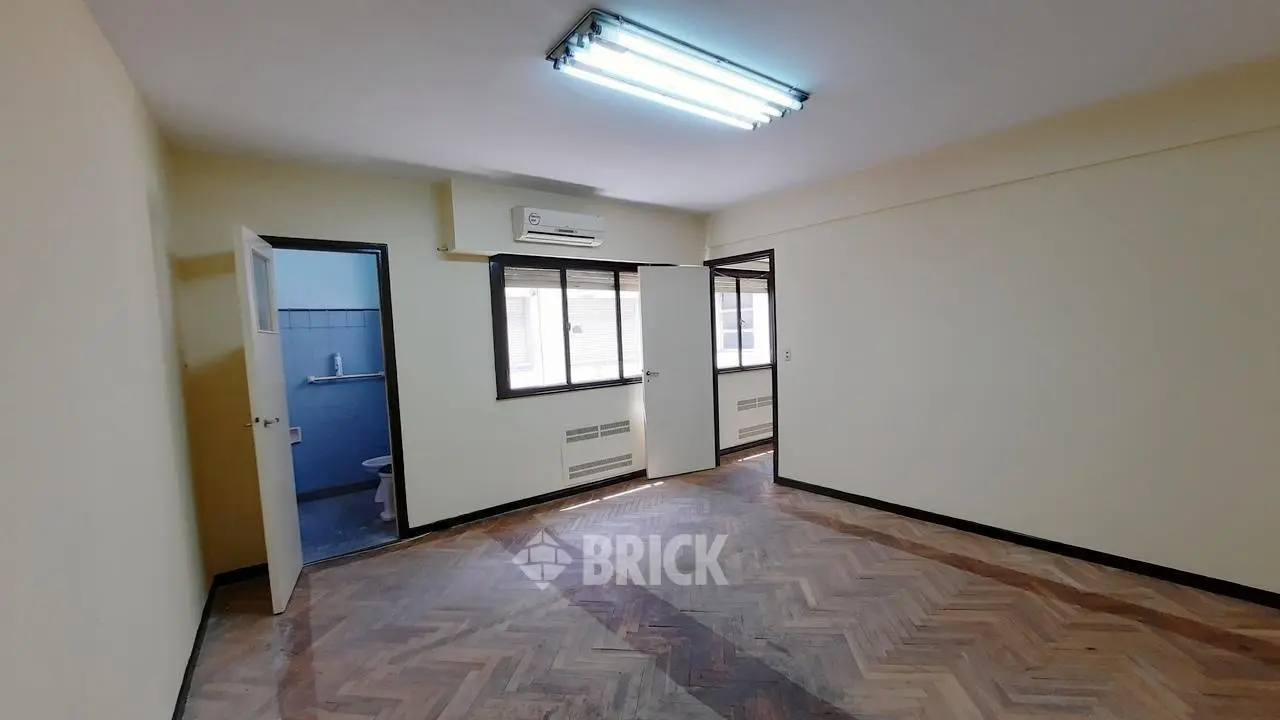 SARMIENTO AL 1300 - 40 M2 LUMINOSO APTO PROFESIONAL 8