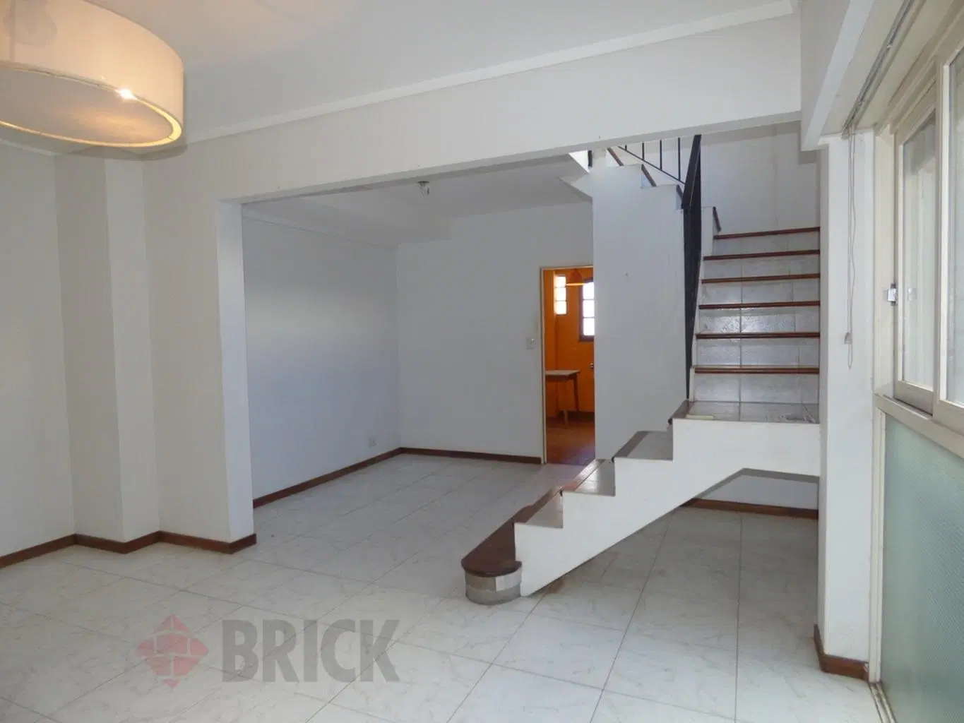 SEMIP EN DUPLEX EN PARAGUAY AL 3500 - TODO SOL PALIER PRIVADO DOBLE ENTRADA GRAN COCINA COMEDOR 2