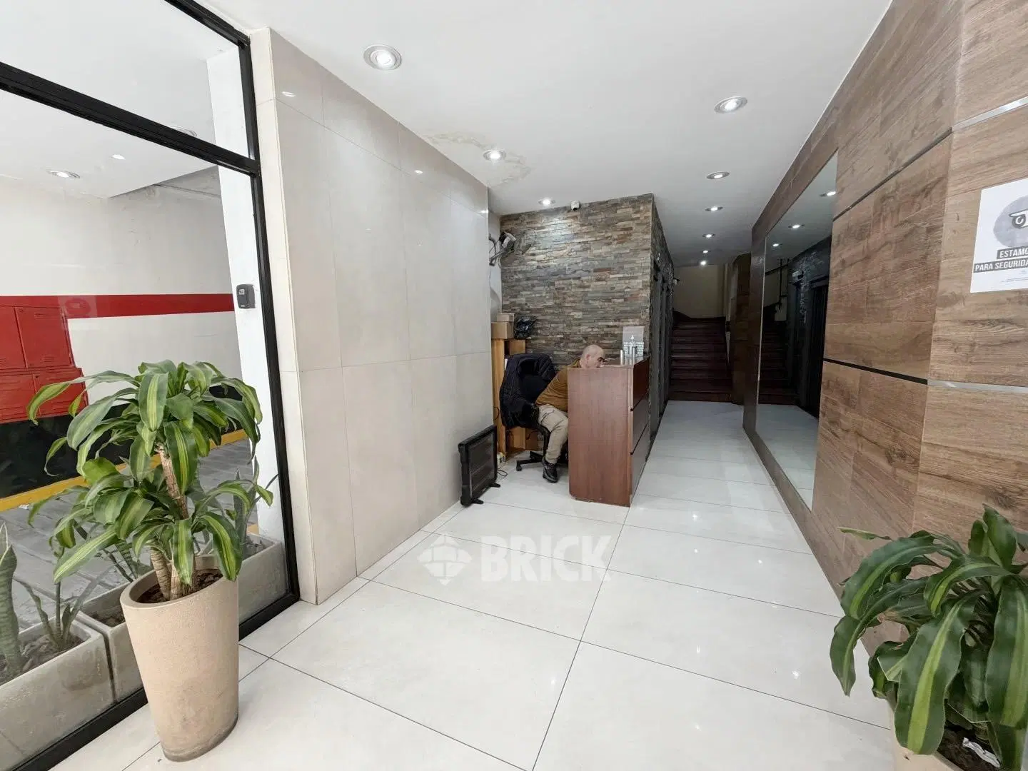 SUIPACHA Y AV. CORDOBA - 35 M2 IMPECABLE APTO PROFESIONAL 3