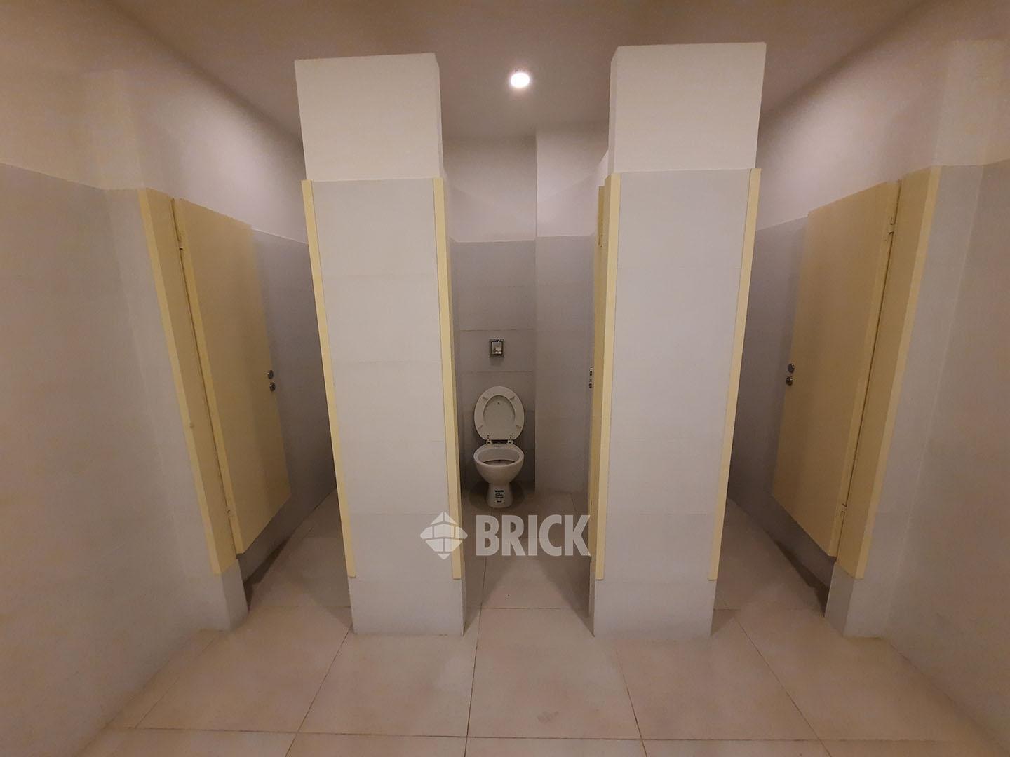 Foto de ESPECTACULAR OFICINA EN PLANTA LIBRE DE 364 M2 EN MITRE Y DIAGONAL NORTE - GRAN PATIO, imagen 2