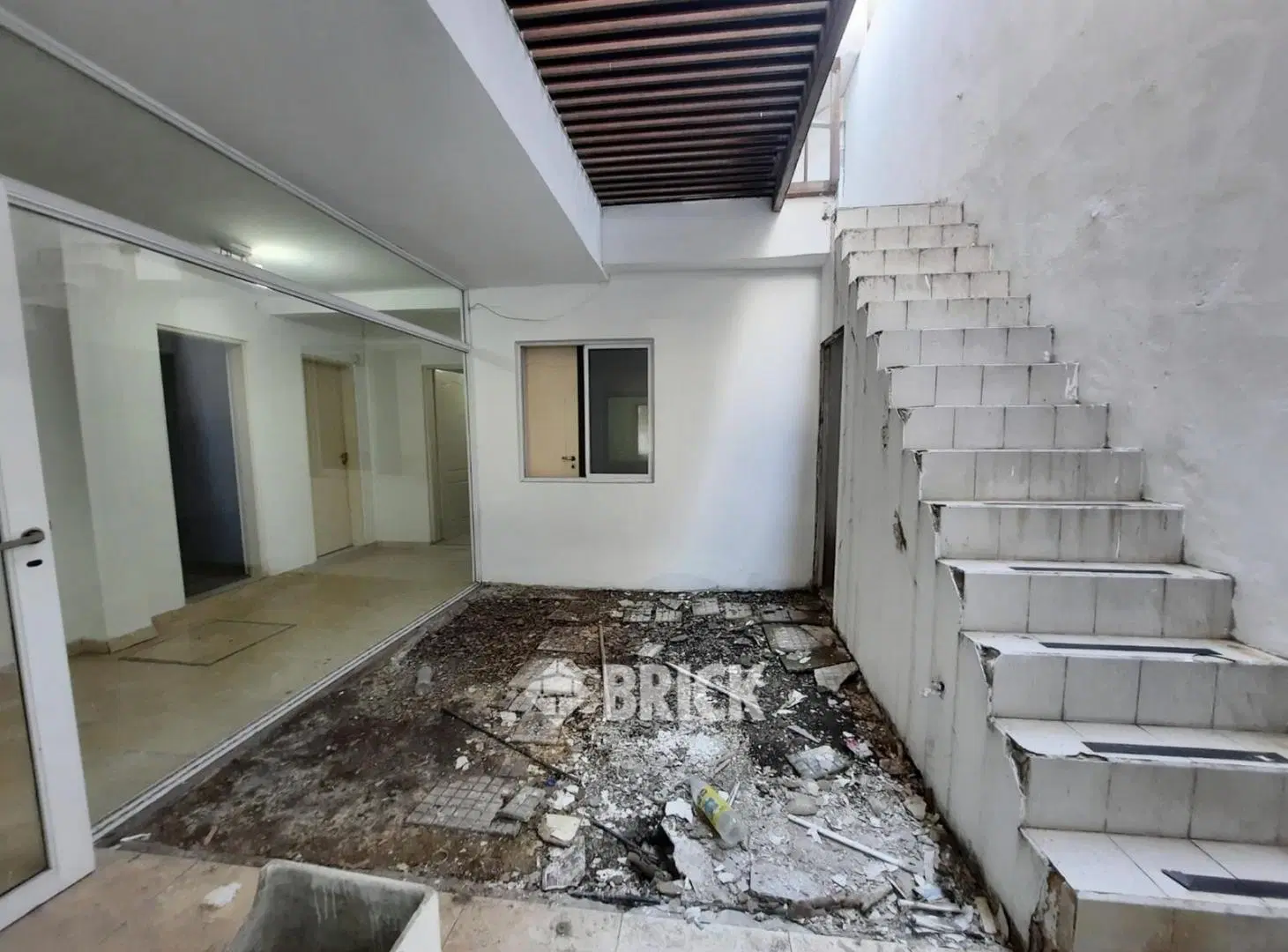 (EN BLOCK IVA) LOCAL Y 3 DEPTOS EN CARLOS CALVO AL 1100 - 534 M2 CUB DE EXISTENCIA 8