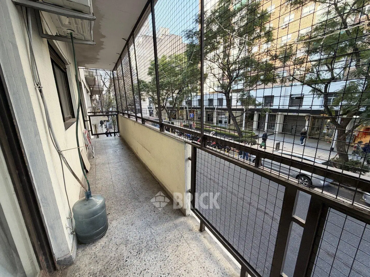 C/DEP EN GASCON Y AV. CORRIENTES - FRENTE IMPECABLE BALCON TODO SOL D/ENTRADA D/CIRCULACION 4