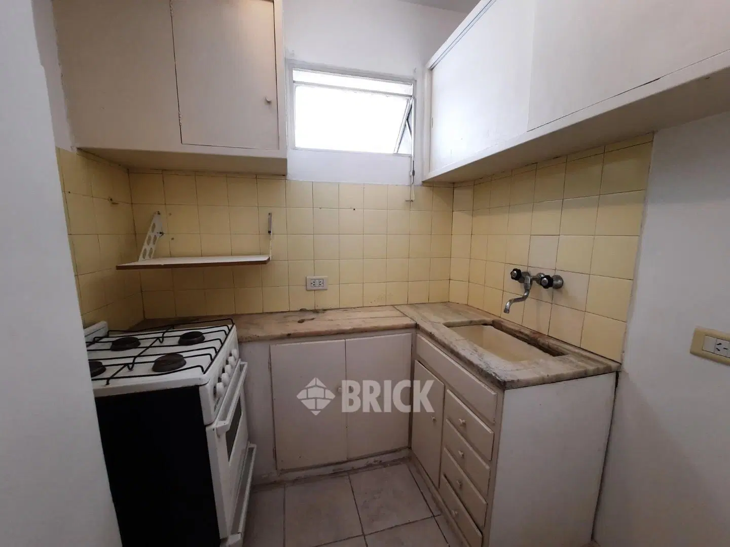 AV. SANTA FE AL 3300 - TODO SOL BAÑO Y COCINA COMPLETOS 3