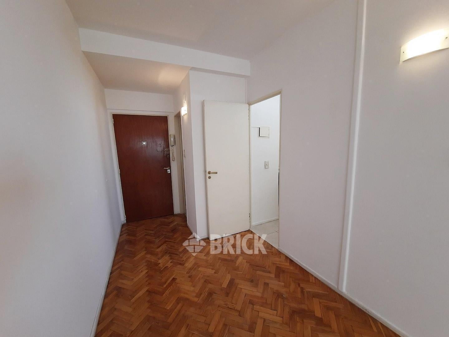 AV. SANTA FE AL 3300 - TODO SOL BAÑO Y COCINA COMPLETOS
