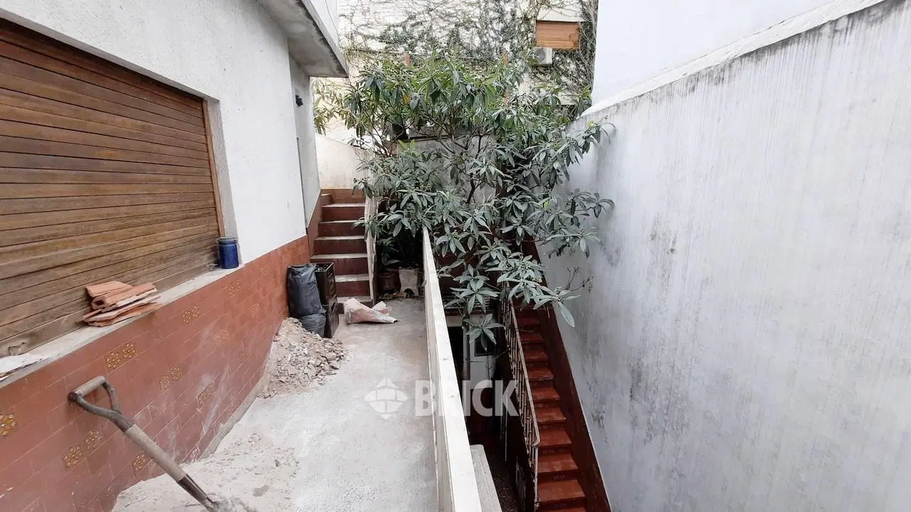 LOTE DE 8.84X15.27 METROS EN BOGOTA AL 300 - A CONSTRUIR 1.312 M2 8