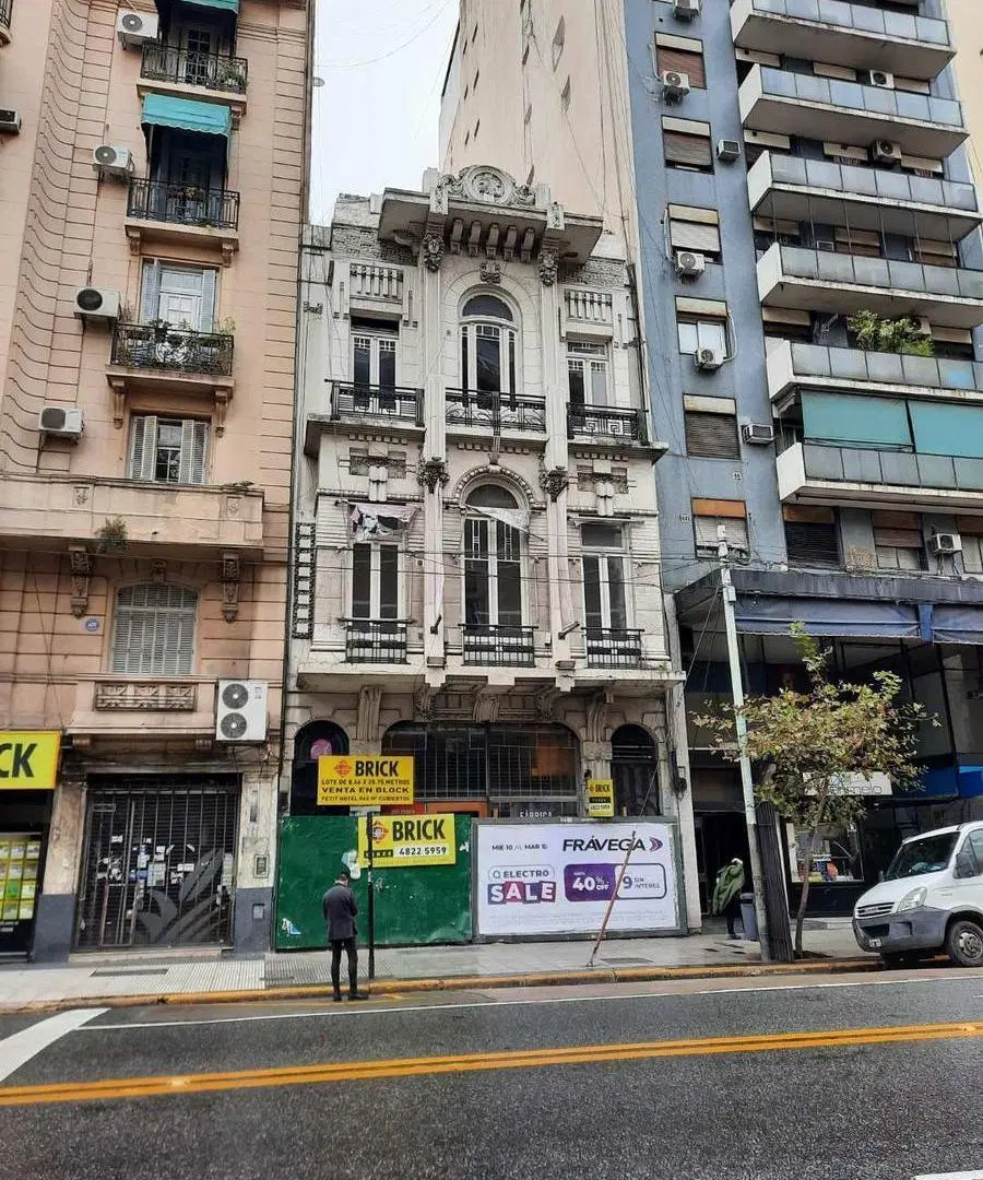 LOTE DE 8.66X25.75 MTS EN PUEYRREDON Y SANTA FE - HOY ESPECT LOCAL Y 2 PH C/ENTR INDEP 2