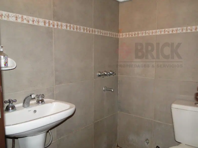 JUNIN AL 500 - CONTRAFRENTE LUMINOSO APTO PROFESIONAL 2