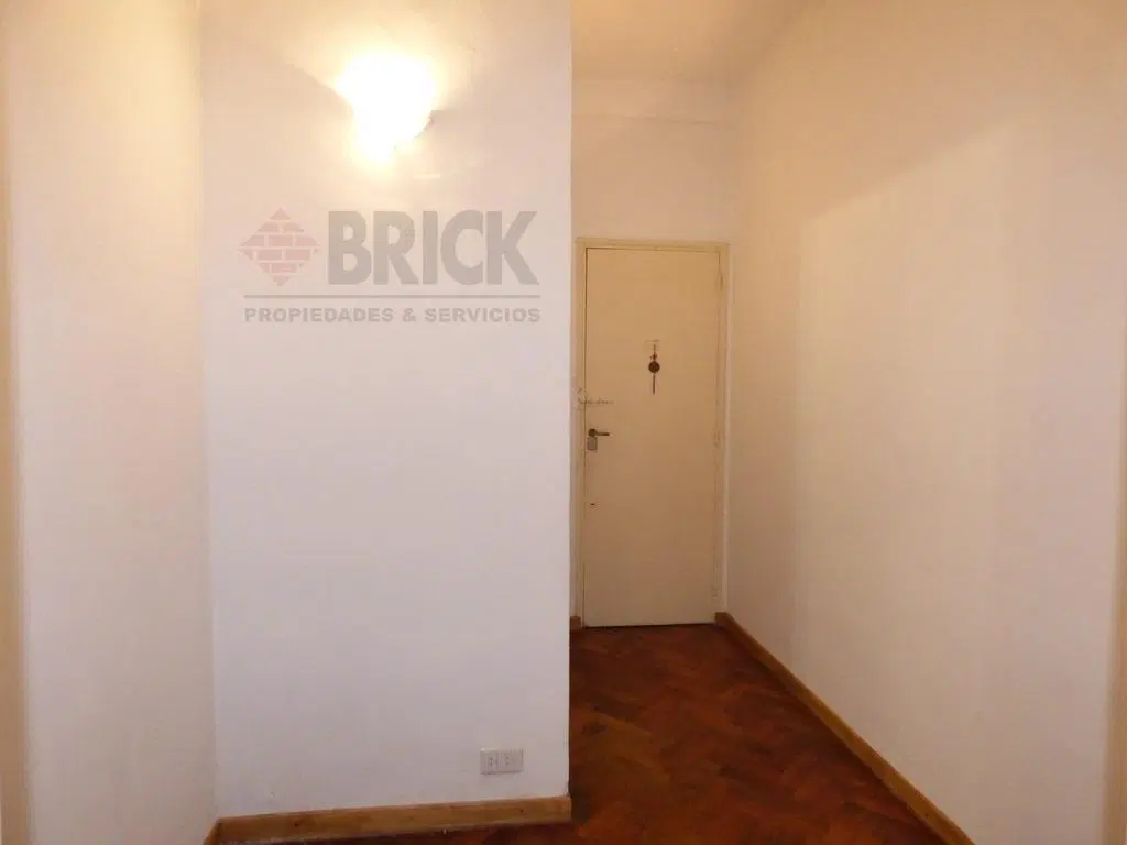 LAPRIDA AL 1500 - CONTRAFRENTE 32 M2 LUMINOSO 3