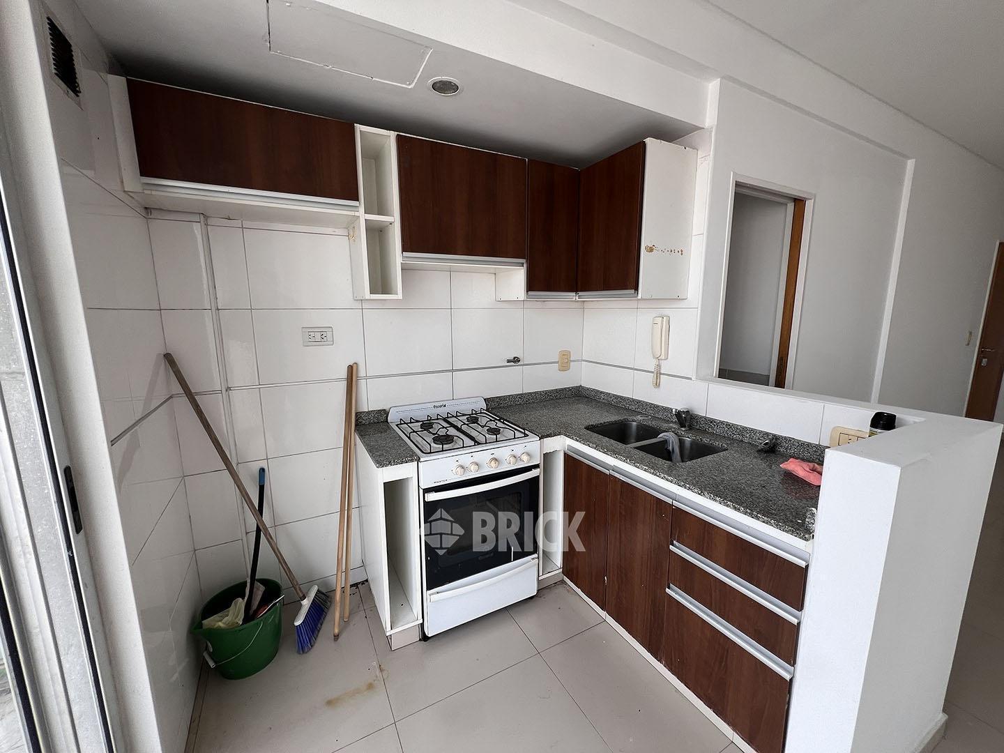 Foto de CARACAS Y AV. GAONA - 12 AÑOS CONTRAFRENTE 40 M2 BALCON V/ABIERTA TODO, imagen 5