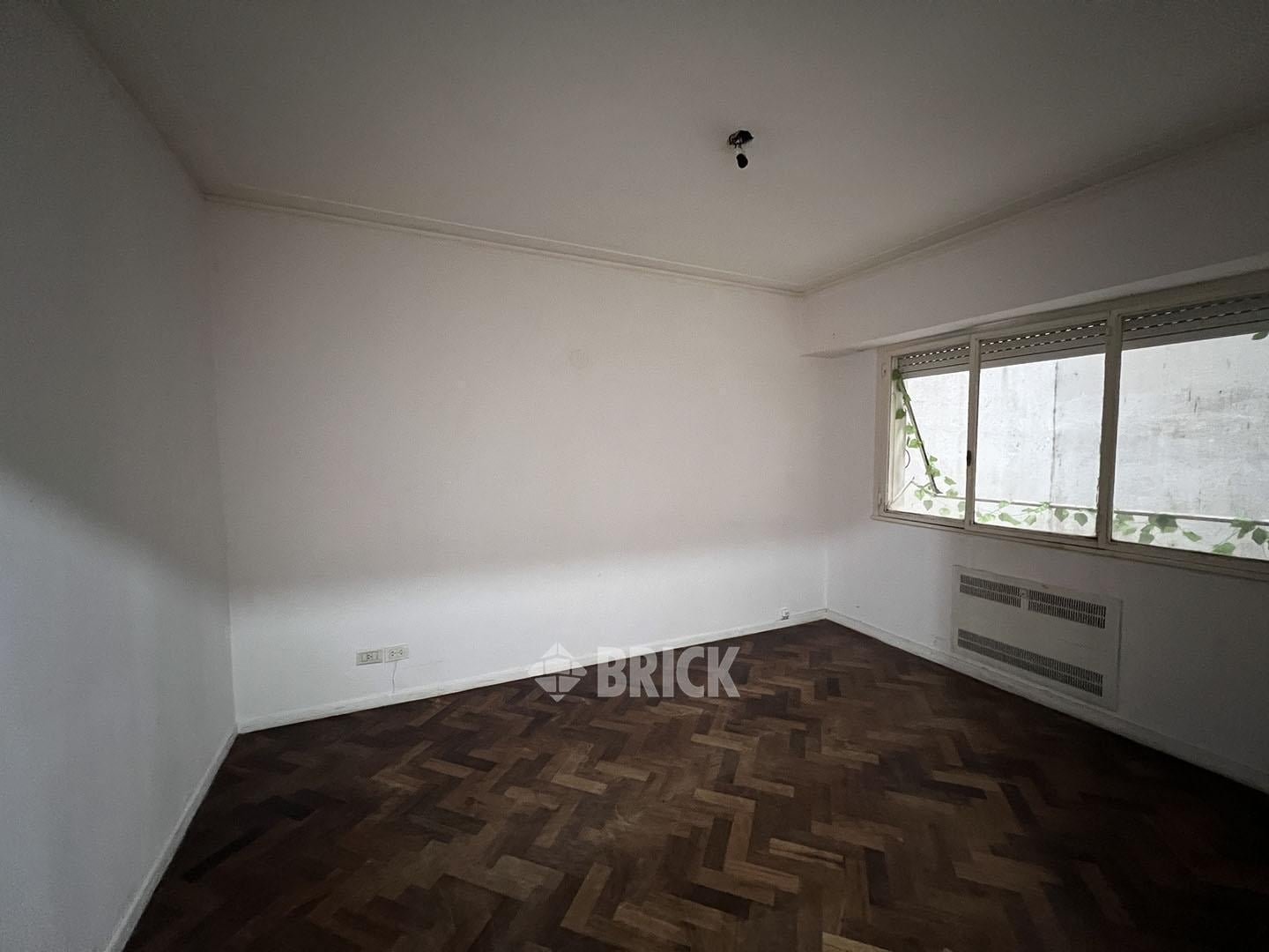 Foto de SEMIP EN AZCUENAGA AL 1200 - 37 M2 IMPECABLE APTO PROFESIONAL BAÑO Y COCINA COMPLETOS, imagen 2