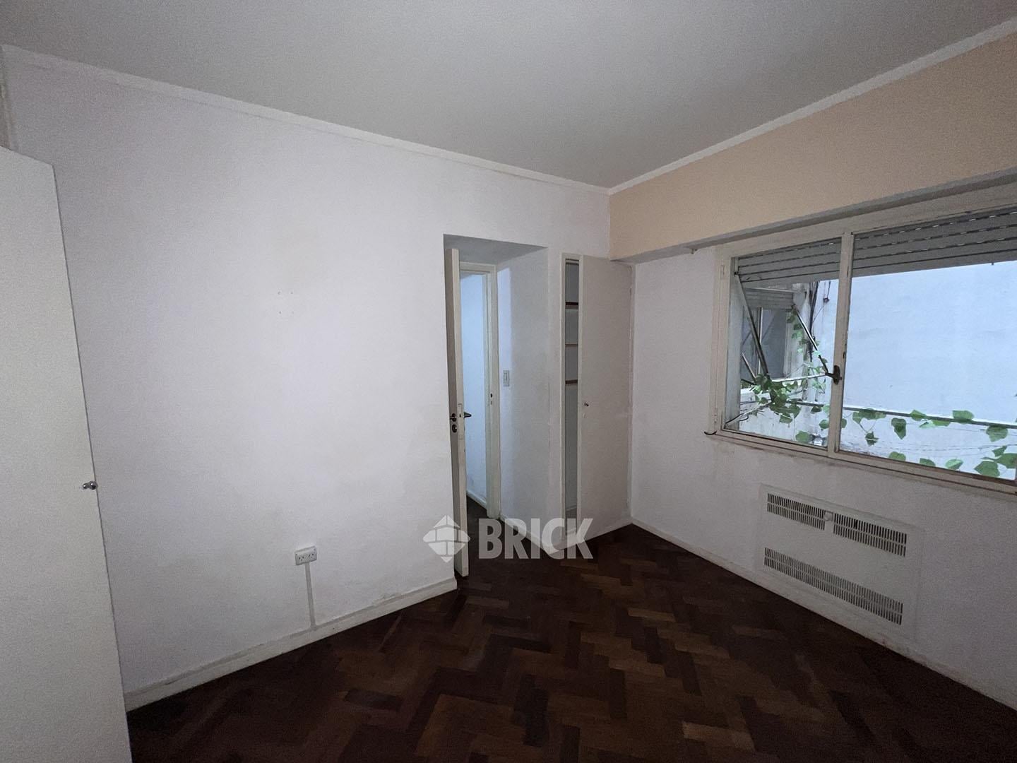 Foto de SEMIP EN AZCUENAGA AL 1200 - 37 M2 IMPECABLE APTO PROFESIONAL BAÑO Y COCINA COMPLETOS, imagen 4