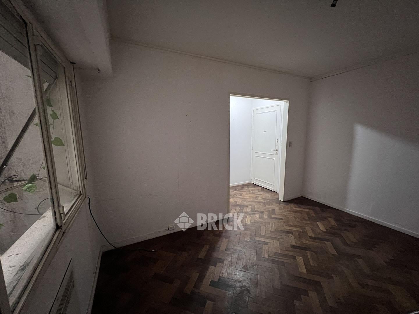 Foto de SEMIP EN AZCUENAGA AL 1200 - 37 M2 IMPECABLE APTO PROFESIONAL BAÑO Y COCINA COMPLETOS, imagen 3