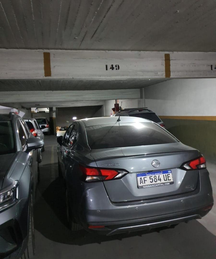 Foto de 5 COCHERAS FIJAS CUBIERTAS EN AV. RIVADAVIA Y AV. BOYACA - 11 M2 CADA, imagen 3