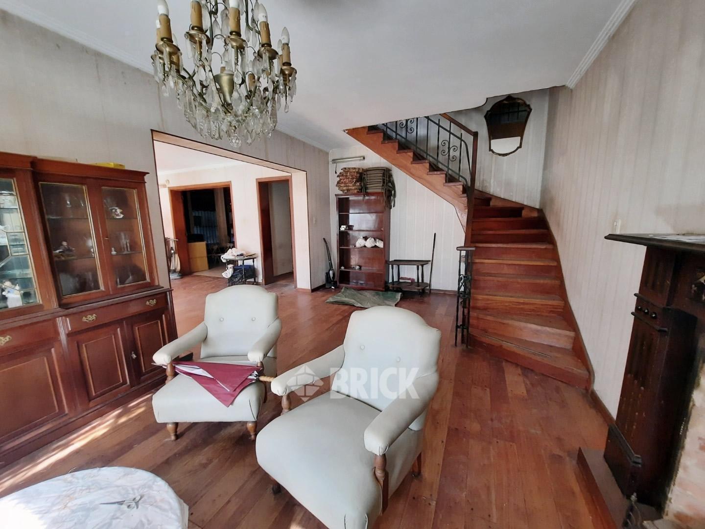 Foto de ESPECTACULAR CHALET EN SAENZ AL 800 - 500 M2 CUBIERTOS GRAN PQUE QCHO, imagen 3