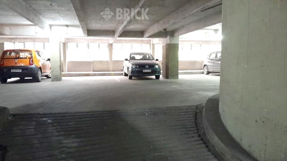 Foto de COCHERA FIJA CUBIERTA 16 M2 EN AGUERO AL 2000, imagen 1
