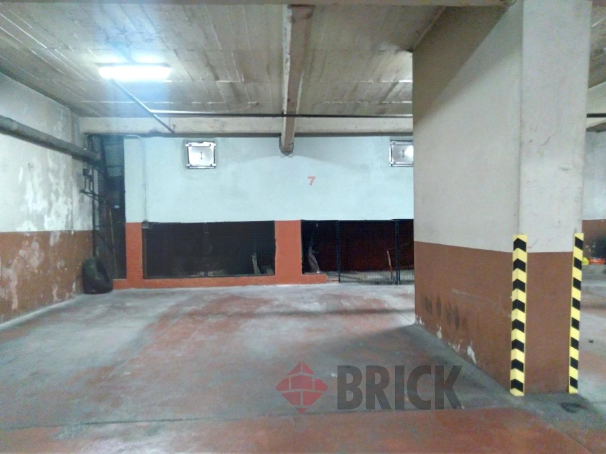 Foto de COCHERA FIJA CUBIERTA EN AV. PUEYRREDON AL 1900 - 11 M2 VIGILANCIA LAS, imagen 3
