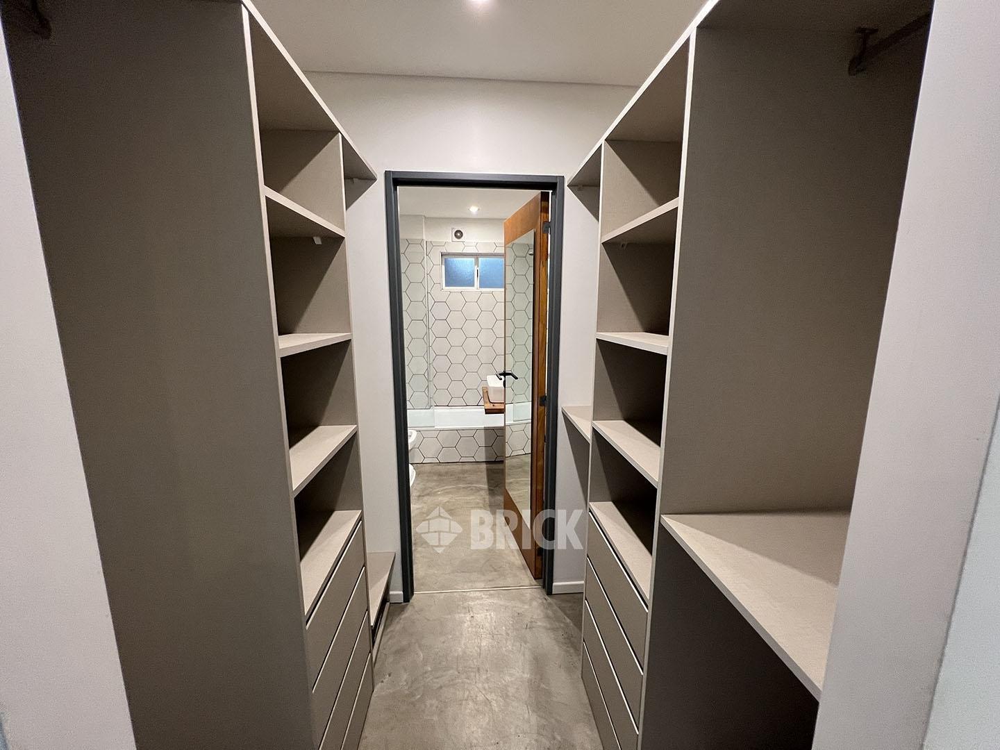 Foto de MAURE AL 1500 - ESCRITORIO CFTE T/A NUEVO 2 PATIOS SUITE C/VESTIDOR, imagen 1
