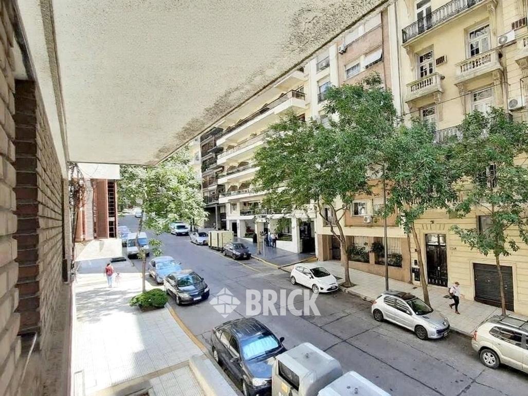 Foto de ESMERALDA Y AV. DEL LIBERTADOR - FRENTE 32 M2 IMPECABLE TODO SOL BAÑO Y, imagen 5