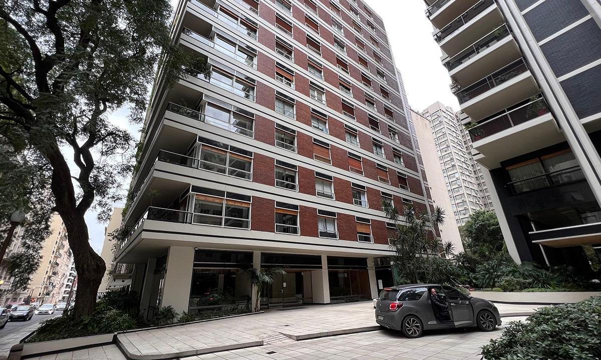 Av Alvear y Parera,3 Cocheras Fijas, Arq. Mario Roberto Alvarez. 5