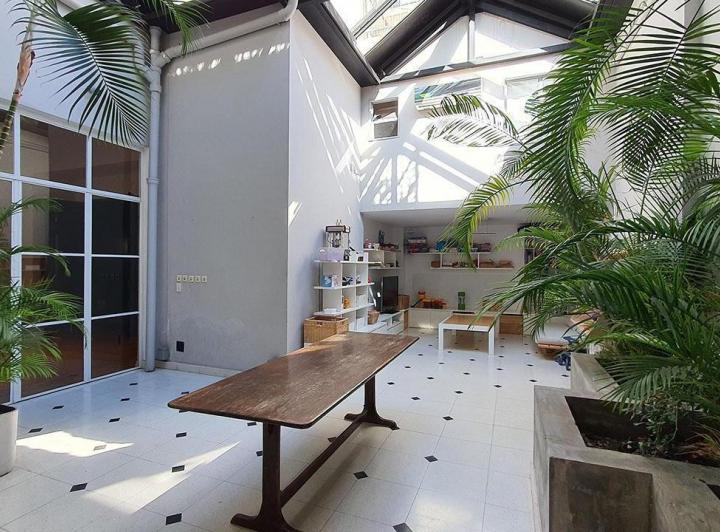 LOFT, Vig 24Hrs,Techos altos , Todo luz, 2 Cocheras Fija.