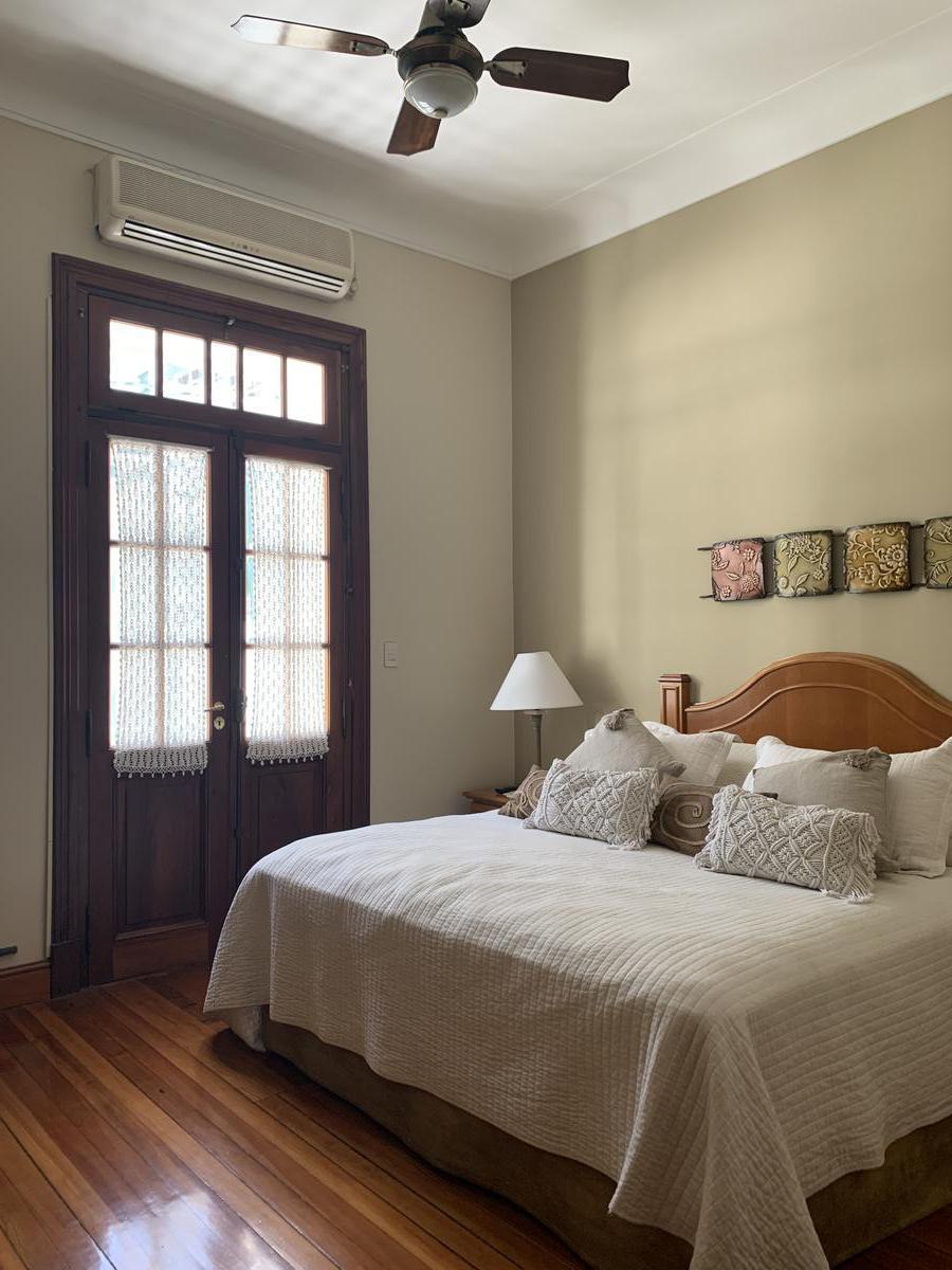 Casa Cinco Ambientes en Venta San Martin 1