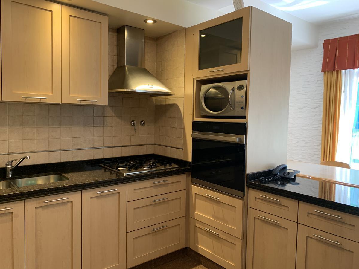 Casa Cinco Ambientes en Venta San Martin 3