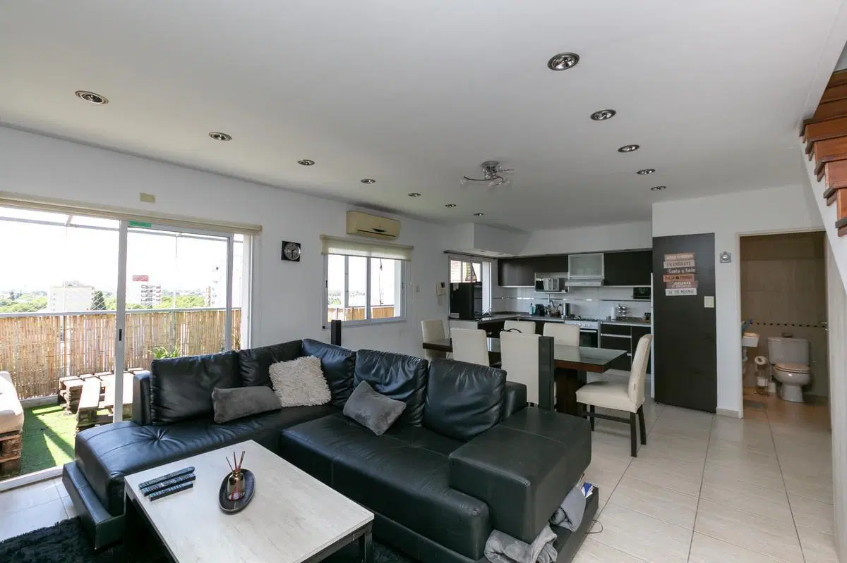 Venta Departamento 3 ambientes con cochera Villa Ballester .- 4