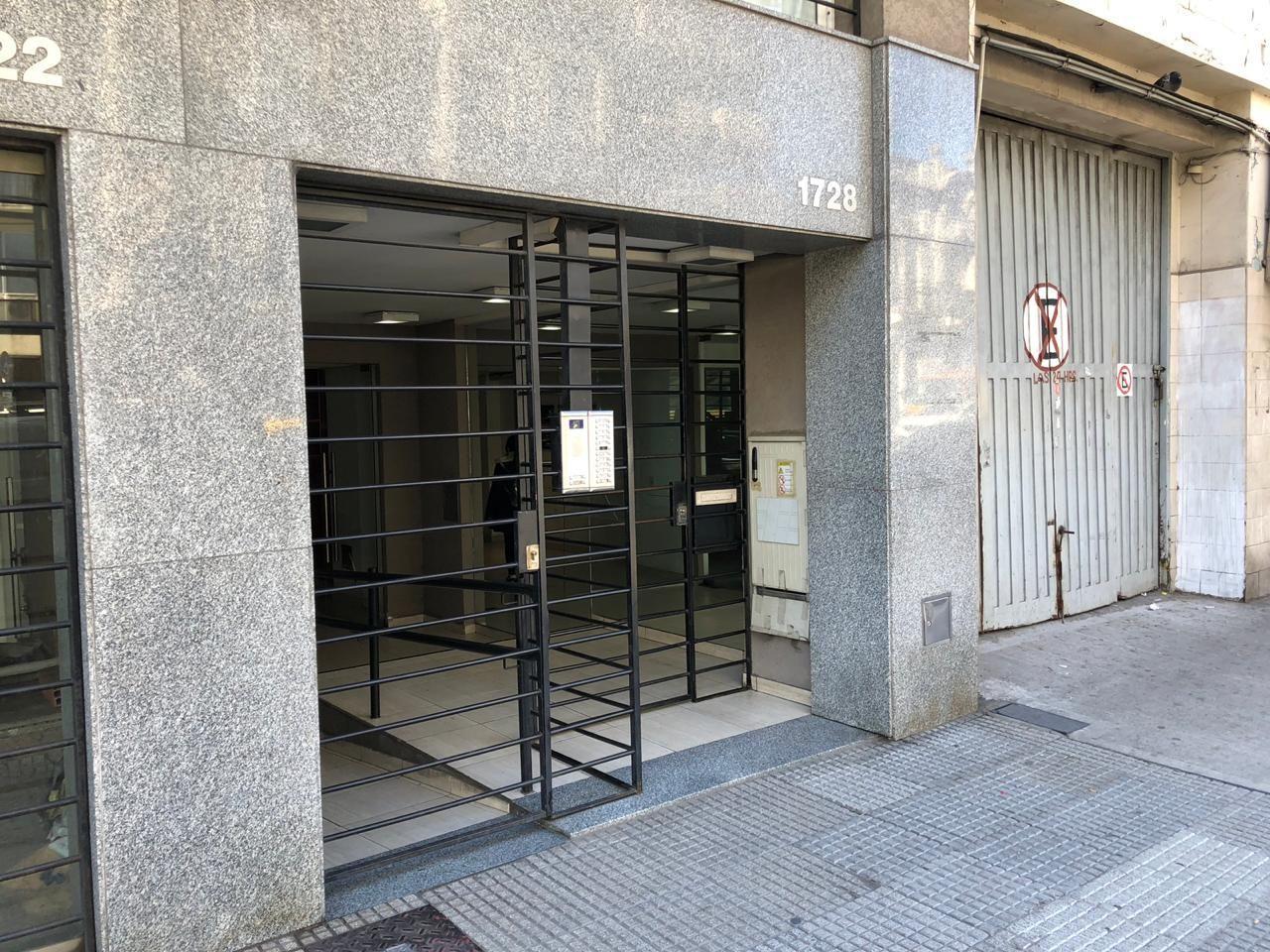 Foto de Luminoso y Hermoso Monoambiente c/ Balcón - Zona H. Garrahan, imagen 3