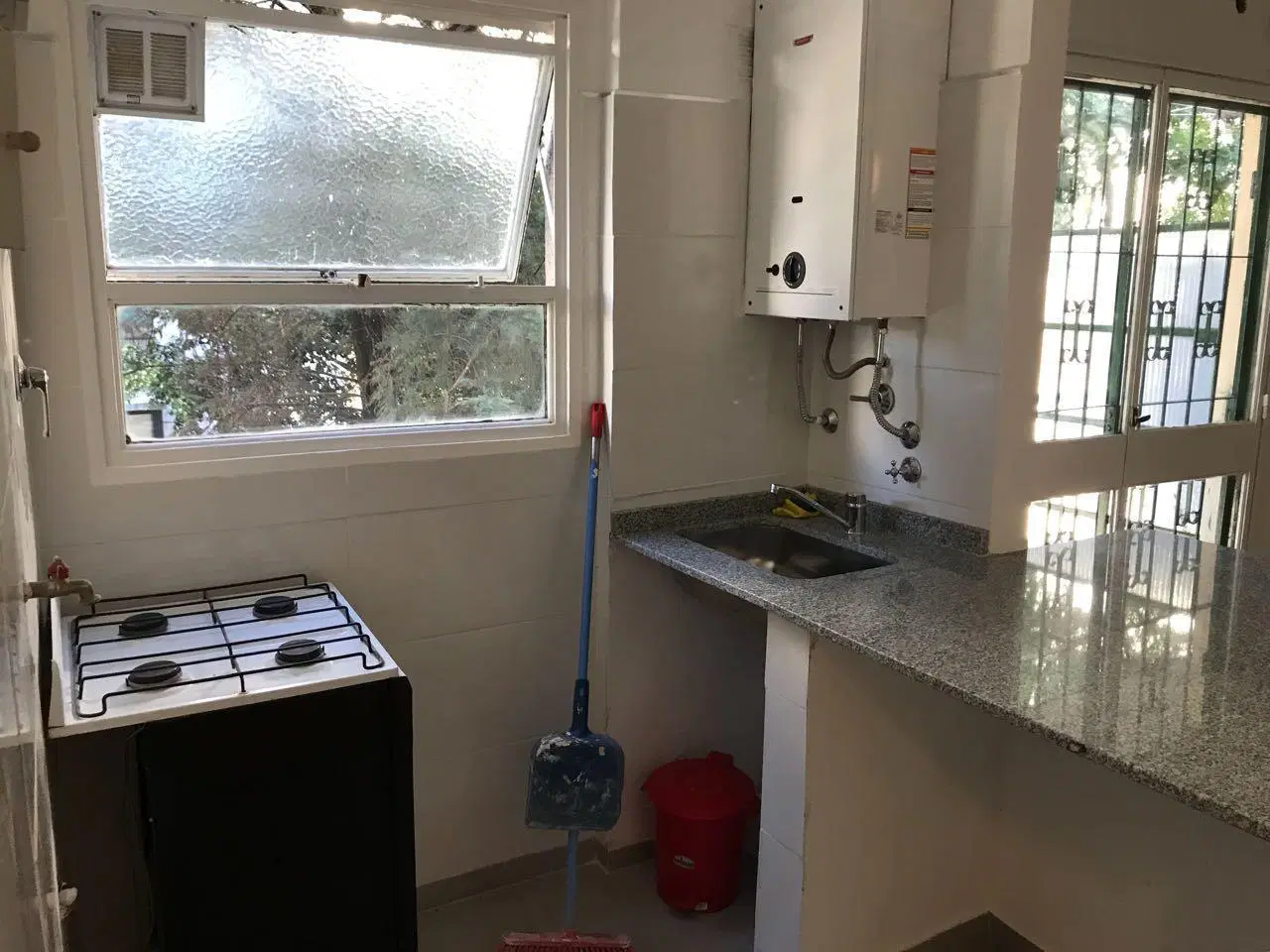 Precioso 2 ambientes con balcón en Caballito 4