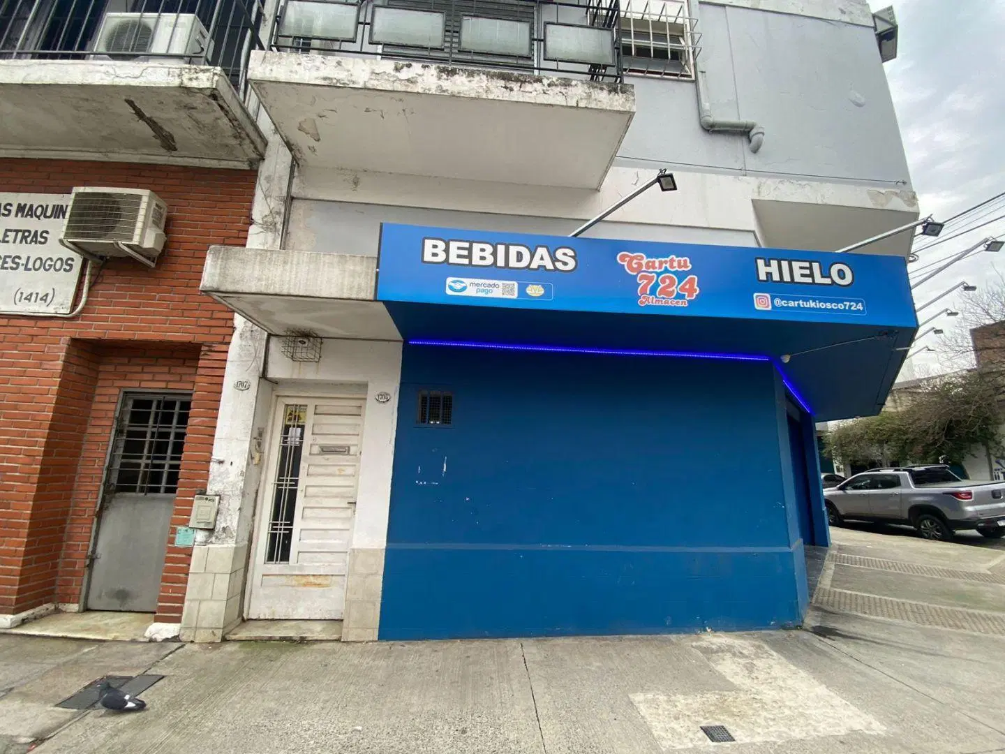 Venta en Block  locales y departamentos 4