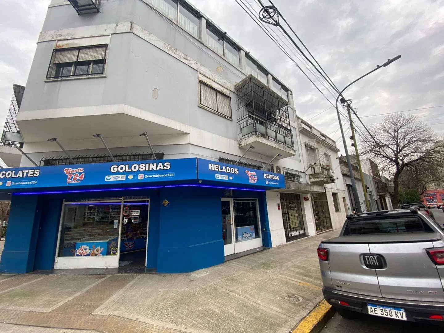 Venta en Block  locales y departamentos 8