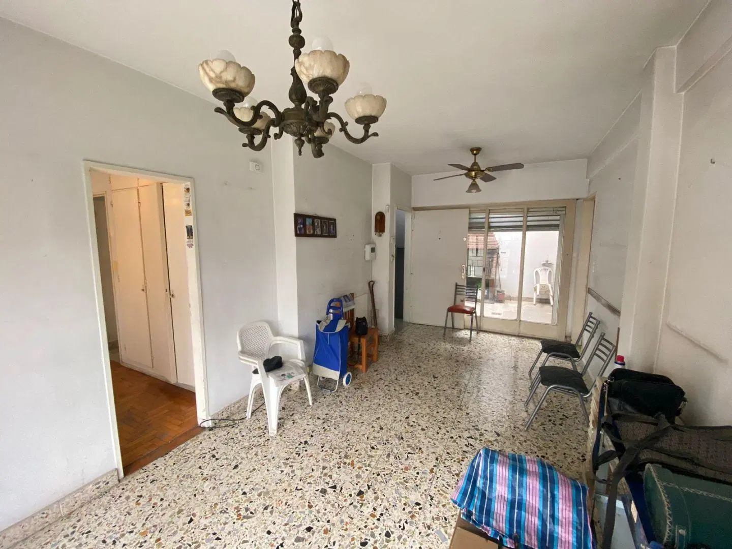LOTE en ESQUINA - 3 Pisos en BLOCK 2