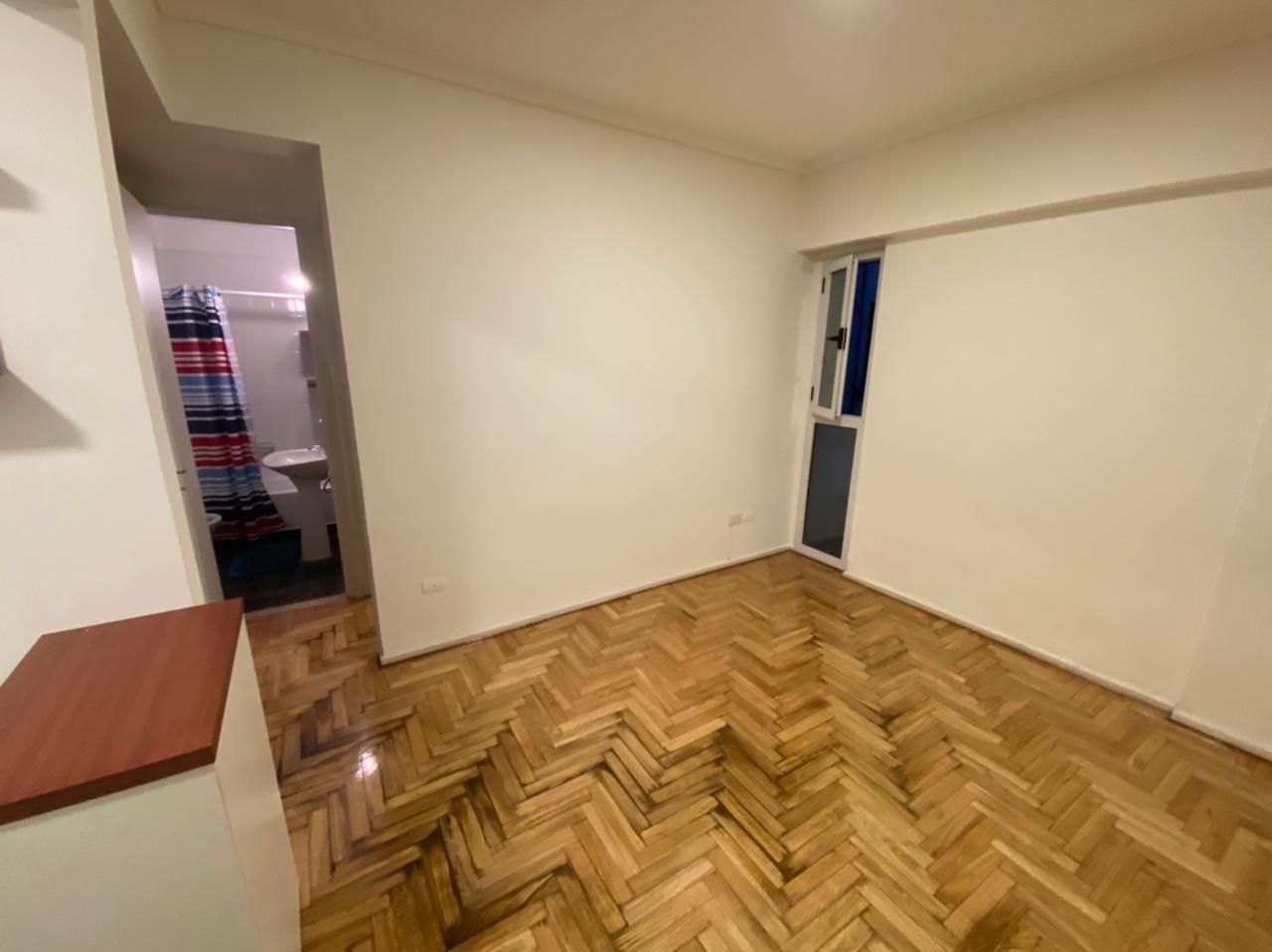 Foto de 2 ambientes impecable en Recoleta, imagen 2