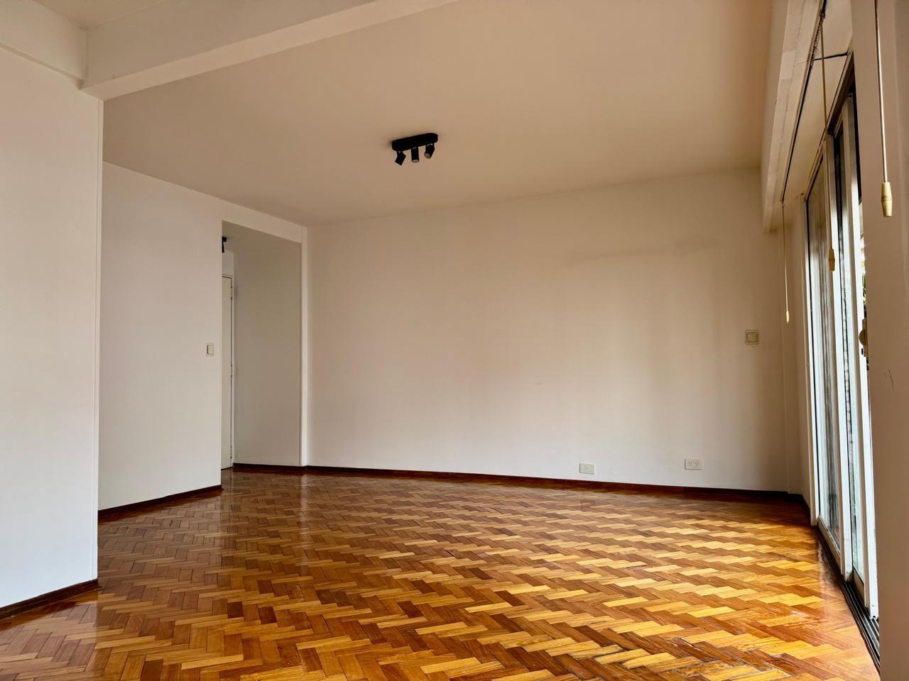 Foto de Amplio 3 ambientes al frente con balcon, super luminoso, cocina comedor, imagen 3