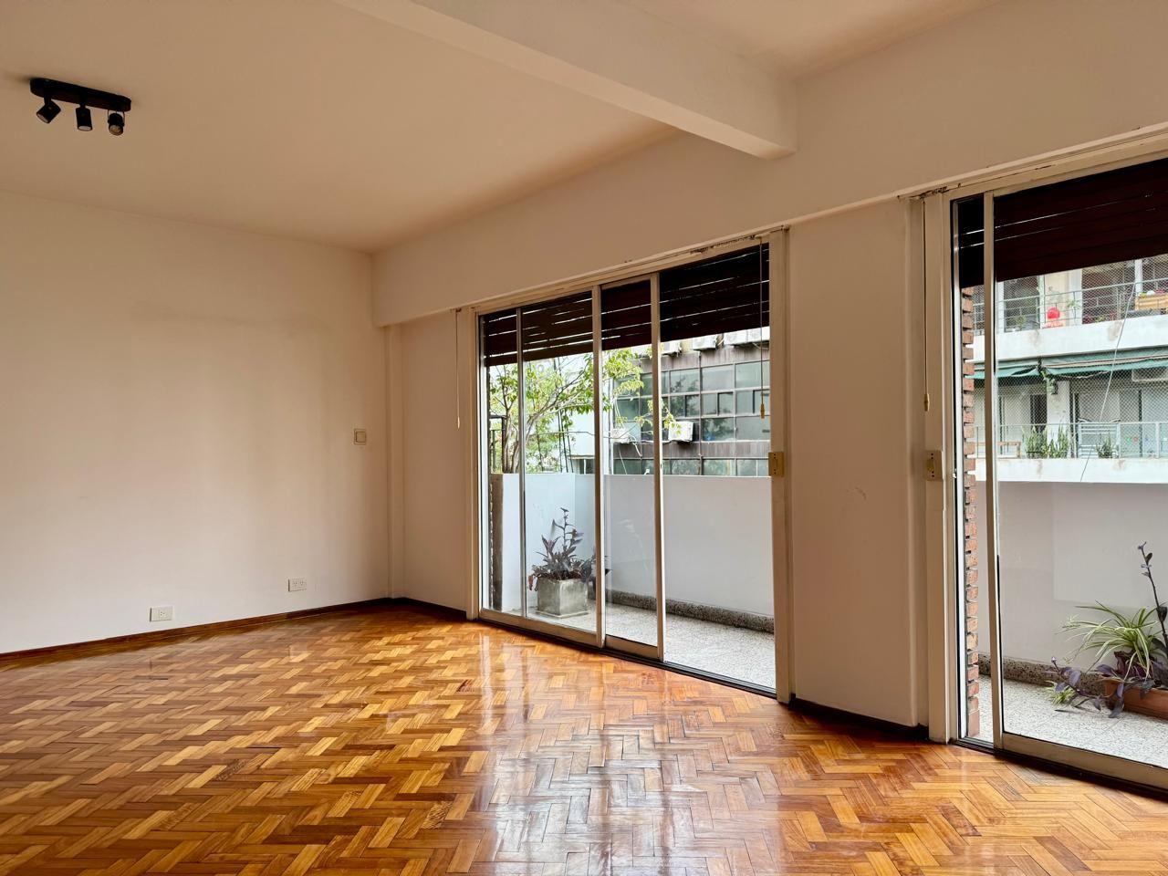 Foto de Amplio 3 ambientes al frente con balcon, super luminoso, cocina comedor, imagen 1