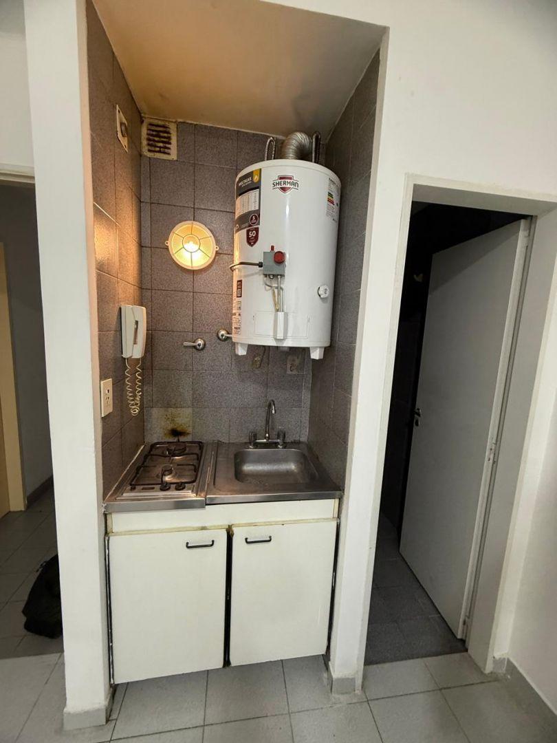 Foto de Monoambiente con balcón apto profesional en Coghlan, imagen 3