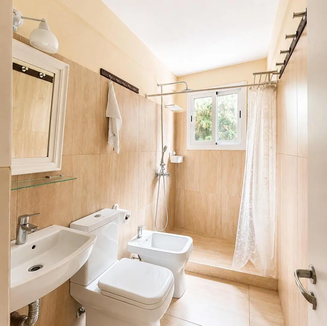 Departamento de 3 Ambientes, con Balcón, Vista Al Campo de Polo, Recién Reciclado! 4