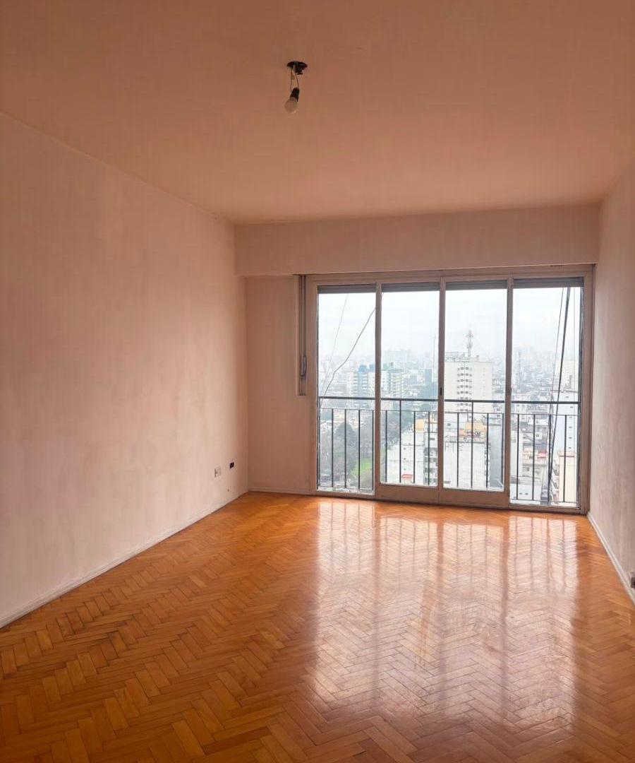 Foto de Departamento super luminoso, piso alto en Floresta!, imagen 2