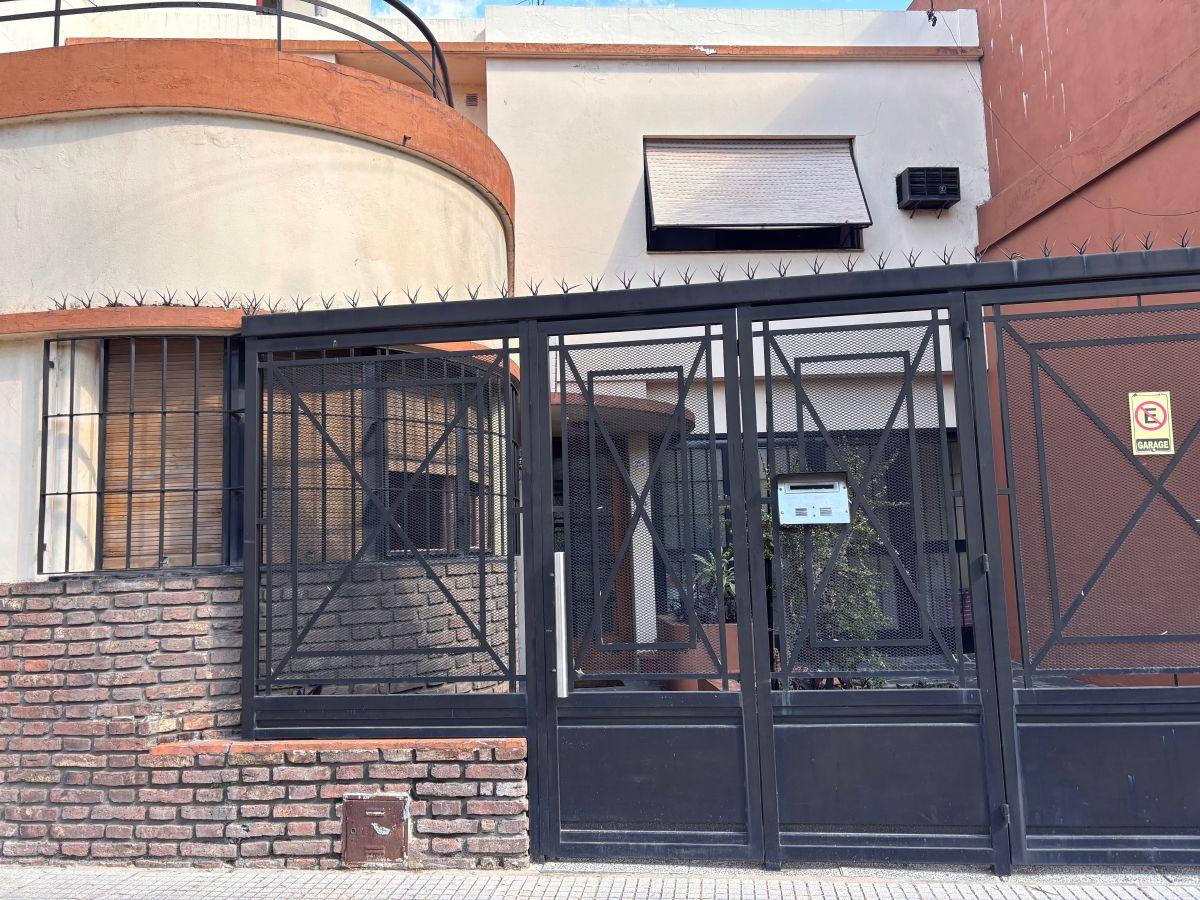 Foto de Casa en venta en Floresta, Bolaños 200. Entre Ramón L. Falcón y Pje. la, imagen 1